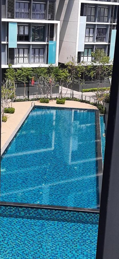 Cozystay @ Core Soho Suite Klia セパン エクステリア 写真